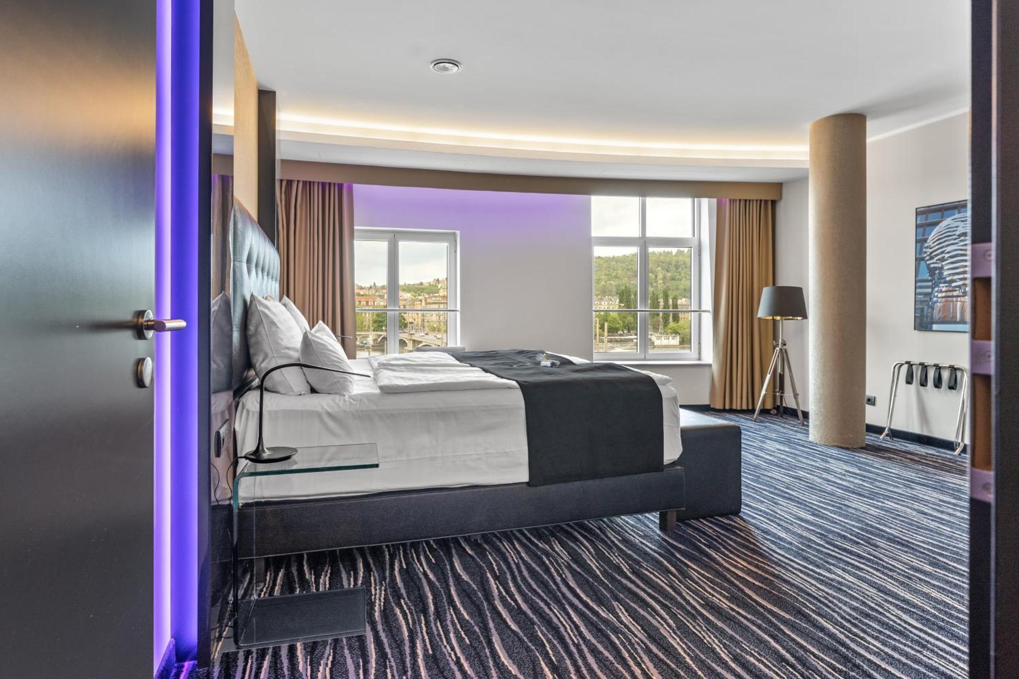 Dancing House Hotel - Tancici Dum — Photos 2